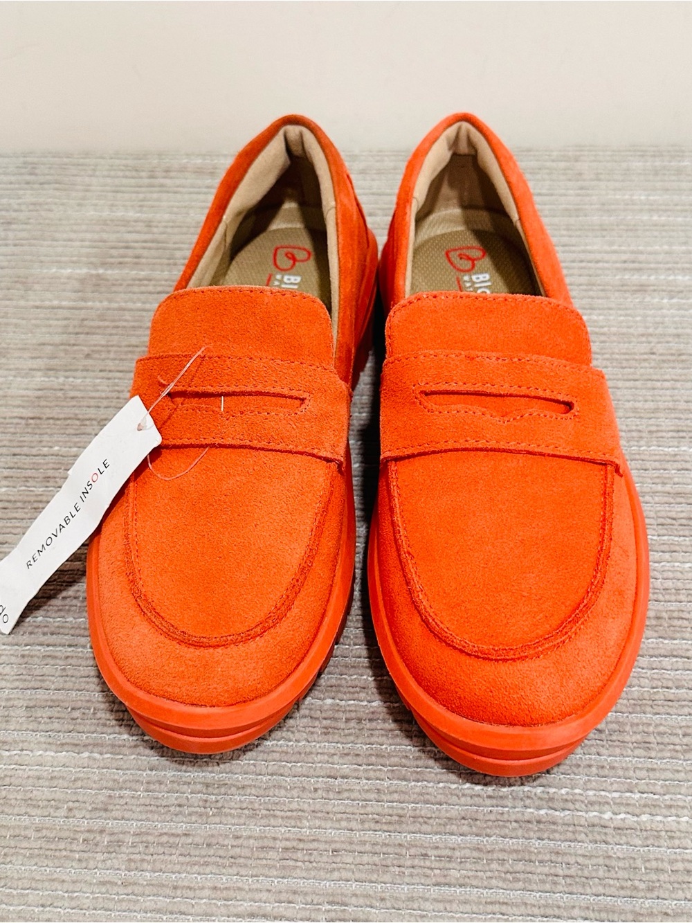 Blondo Frey Waterproof Suede Penny Loafers Orange Red Poppy Women's Size 6,5M